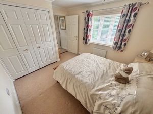 Bedroom- click for photo gallery